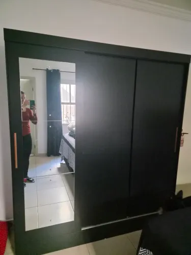 Guarda roupa seminovo