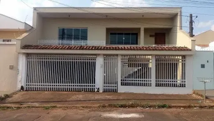 Casa Sobrado em Portal do Sol - São Carlos, SP