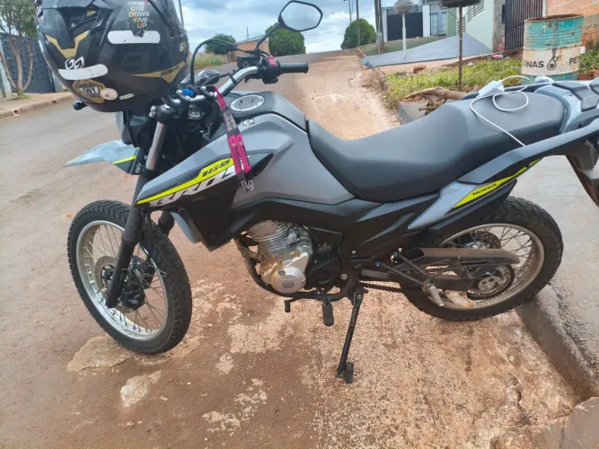 Vendo moto Bros 
