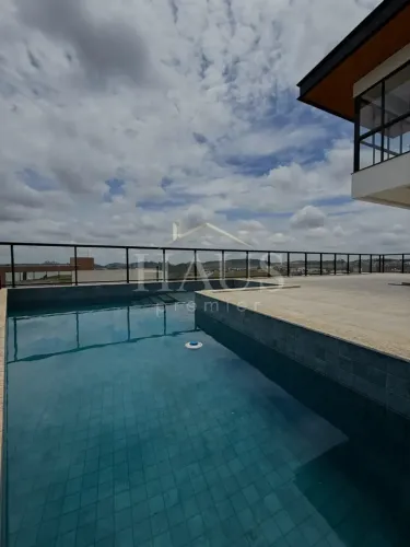 Casa de esquina com vista incrível no Alphaville em Juiz de Fora (MG): Elara