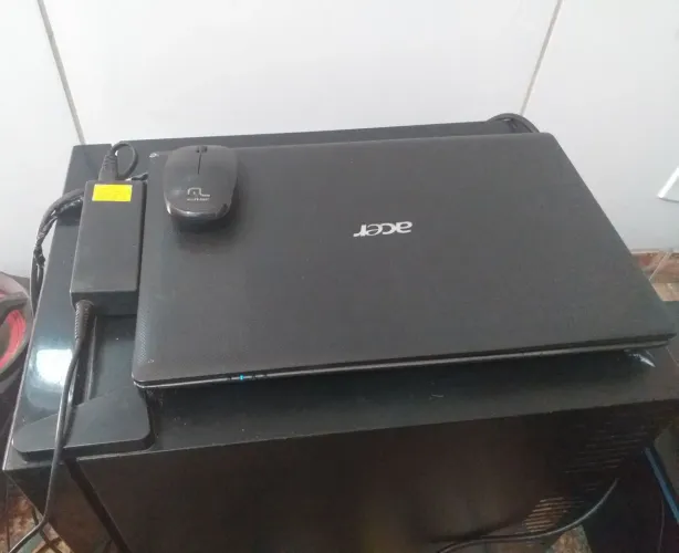 Laptop Acer Aspire i3 16Pol 