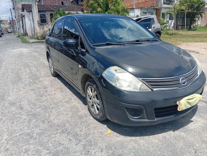 Nissan Tiida Sedan 1.8 16V Flex Fuel 4P 2011