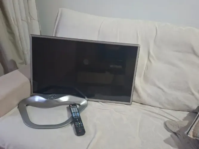 Vendo TV LG 32 polegadas