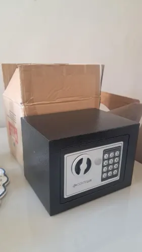 Cofre para guardar pertences