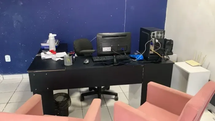 Mesa de escritório, escrivaninha 