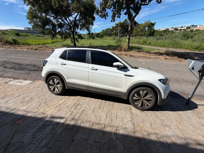 Volkswagen T-Cross 1.0 TSI Flex 12V 5P Aut. 2021