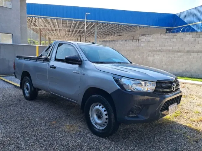 Toyota Hilux CS 4X4 2.8 TDI Diesel Mec. 2016