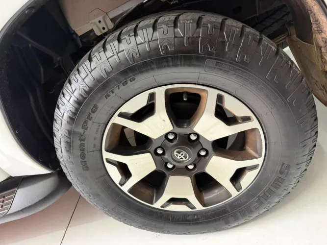 Toyota Hilux CD SRV 4X4 2.8 TDI Diesel Aut. 2019