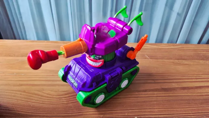 Tanque do Coringa Imaginext importado