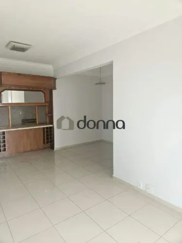 Apartamento de 3 quartos à venda no Bairro Santa Maria, em Uberaba