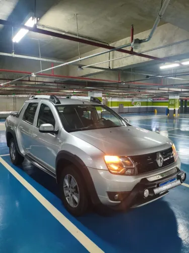 Renault Duster Oroch Dyna. 2.0 Hi-flex 16V Aut. 2020
