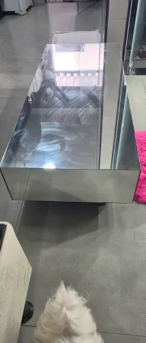 Mesa de centro de vidro