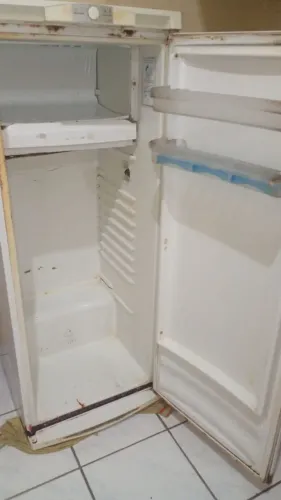 Vende ser Geladeira Funcionando normal