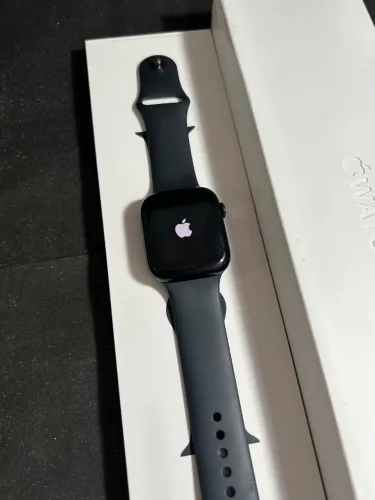 Apple Watch Series 8 GPS 41mm Meia-noite - OLX Pay - Parcelo 18x - Aceito Trocas