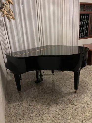 Piano Yamaha GB1K em excelente estado