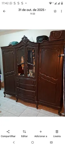 Móveis antigos