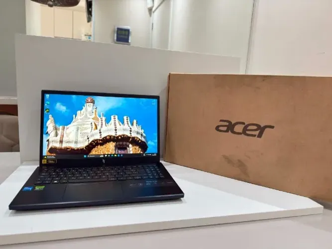 Troco vendo Notebook Acer Nitro Core i5-13420H / RTX 3050 / SSD 512 / 16Gddr5 .