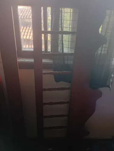 Cama madeira maciça s/ estrado