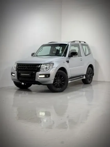 Mitsubishi Pajero HPE Full 3.8 V6 250cv 3P Aut. 2015