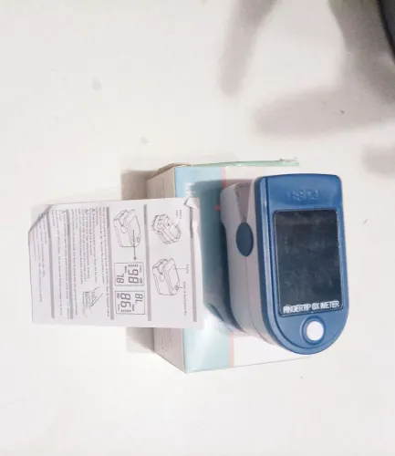 Oxímetro Digital de Dedo Medidor de Saturação Profissional Azul BH/MG