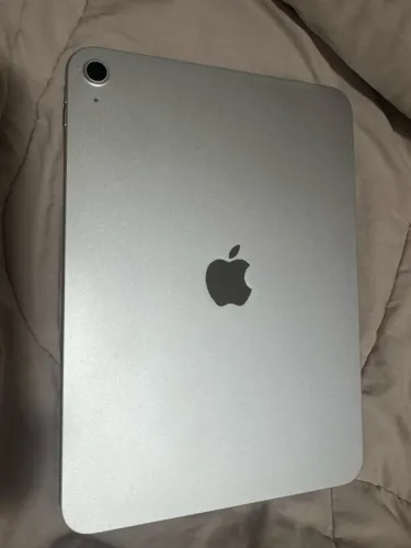 iPad 11ª Geração A16 - 128GB - Acompanha Capa e Carregador