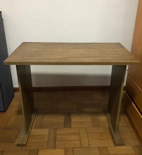 Escrivaninha/ Mesa para home office 