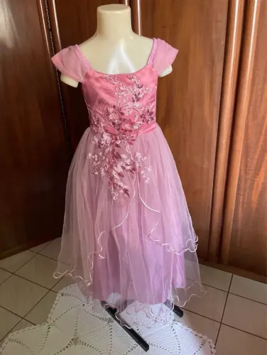 VESTIDOS FLORISTAS & DAMINHA 