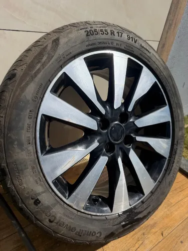 Roda original - Nissan Kicks SL
