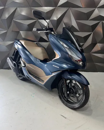 PCX 160 DLX