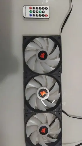 3x Fans 120mm, argb Pichau com controladora e controle 