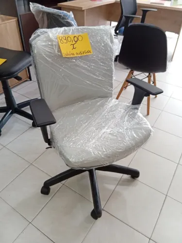 Cadeira giratória executivas 