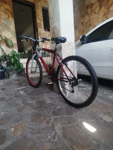 Vende-se bicicleta usada aro 26
