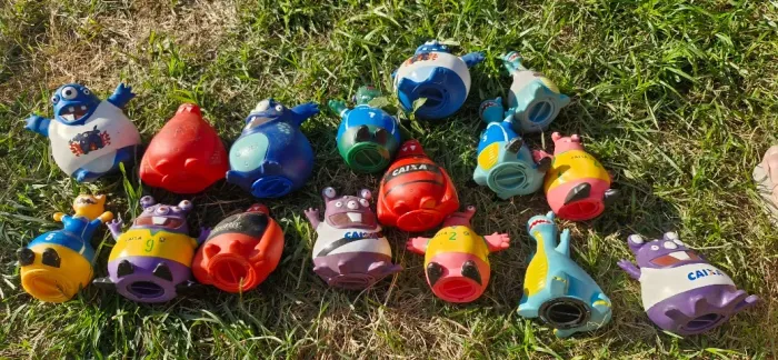 Coleção de cofrinhos monstros Caixa Econômica Federal