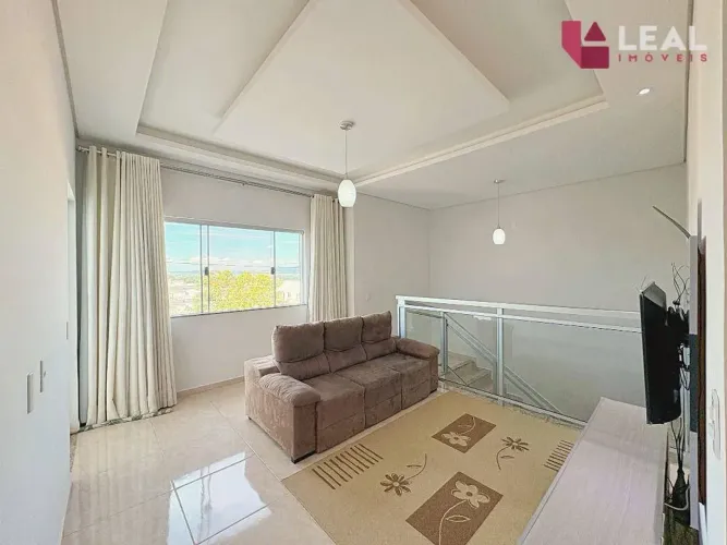 Casa com 2 dormitórios à venda, 170 m² por R$ 750.000 - Pão de Açúcar - Pouso Alegre/MG