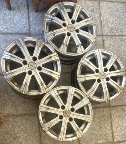 Roda Liga Leve Ferraro 