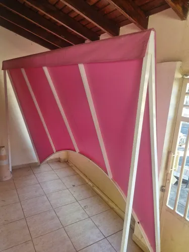 Vendo Toldo com proteção solar