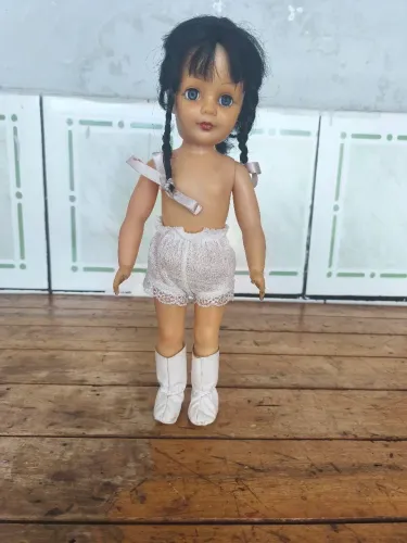 Boneca Antiga