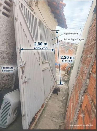 Portão de ferro 2,20m Ax 2,80m L com corrediça superior NÃO POSSUI TRILHOS