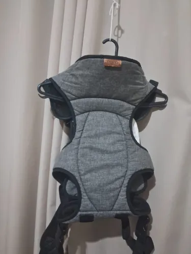 Canguru Infanti cinza