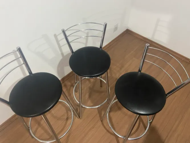 Banquetas cromadas