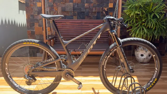 Scott Spark com rodas roval.