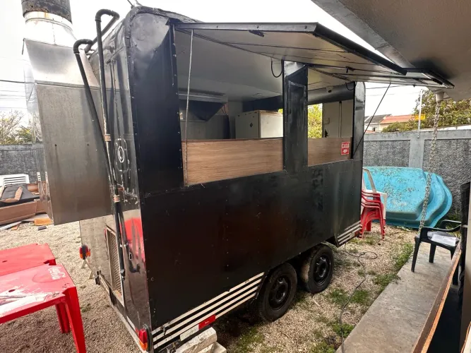 ALUGO FOOD TRUCK