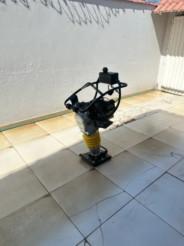 ALUGO COMPACTADOR DE SOLO