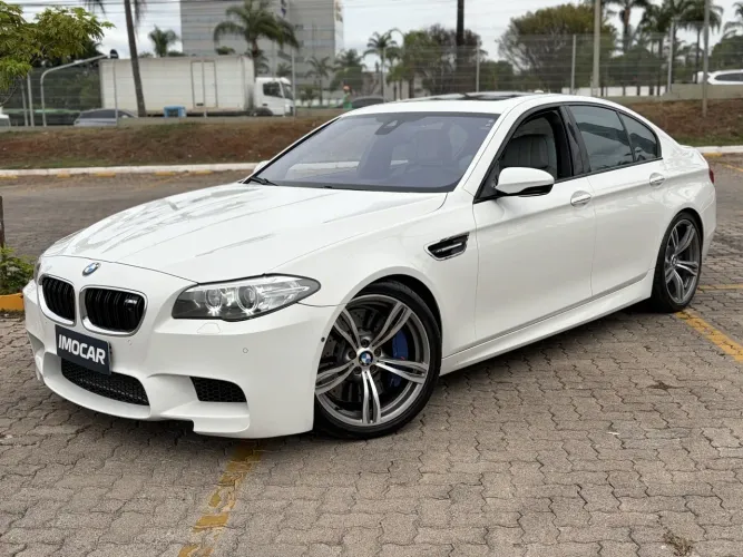 BMW M5 4.4 560cv Bi-turbo Aut. 2014