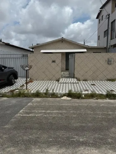Casa para Venda em João Pessoa / PB no bairro Ernesto Geisel