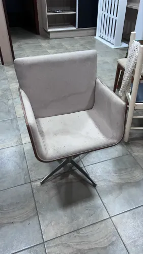 Cadeira estofada
