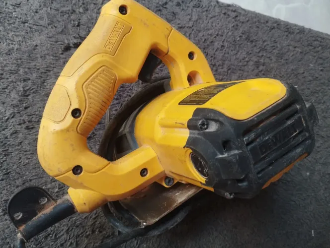 Pra vender logo Makita Dewalt