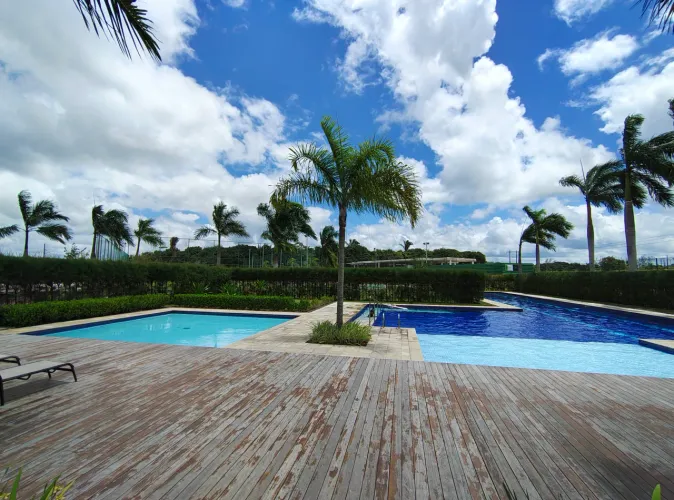 Vendo Alphaville Paraíba, Lote 05, Quadra B-1, 420m2, em frente ao Clube de Lazer do condo