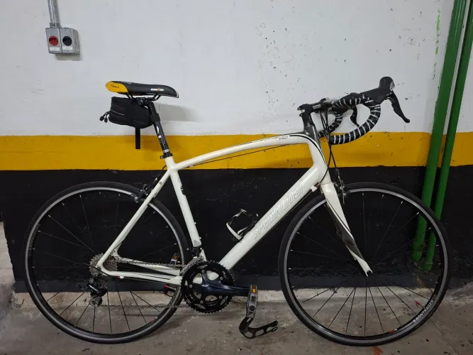 Bicicleta Specialized Speed tamanho XL cambio Shimano e garfo de carbono