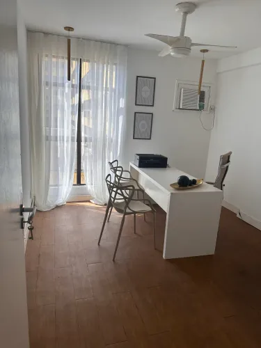 Mesa mdf escritorio/ consultorio